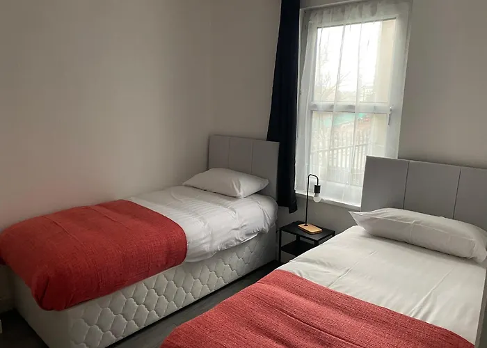 Twin Room - Botanic, Belfast